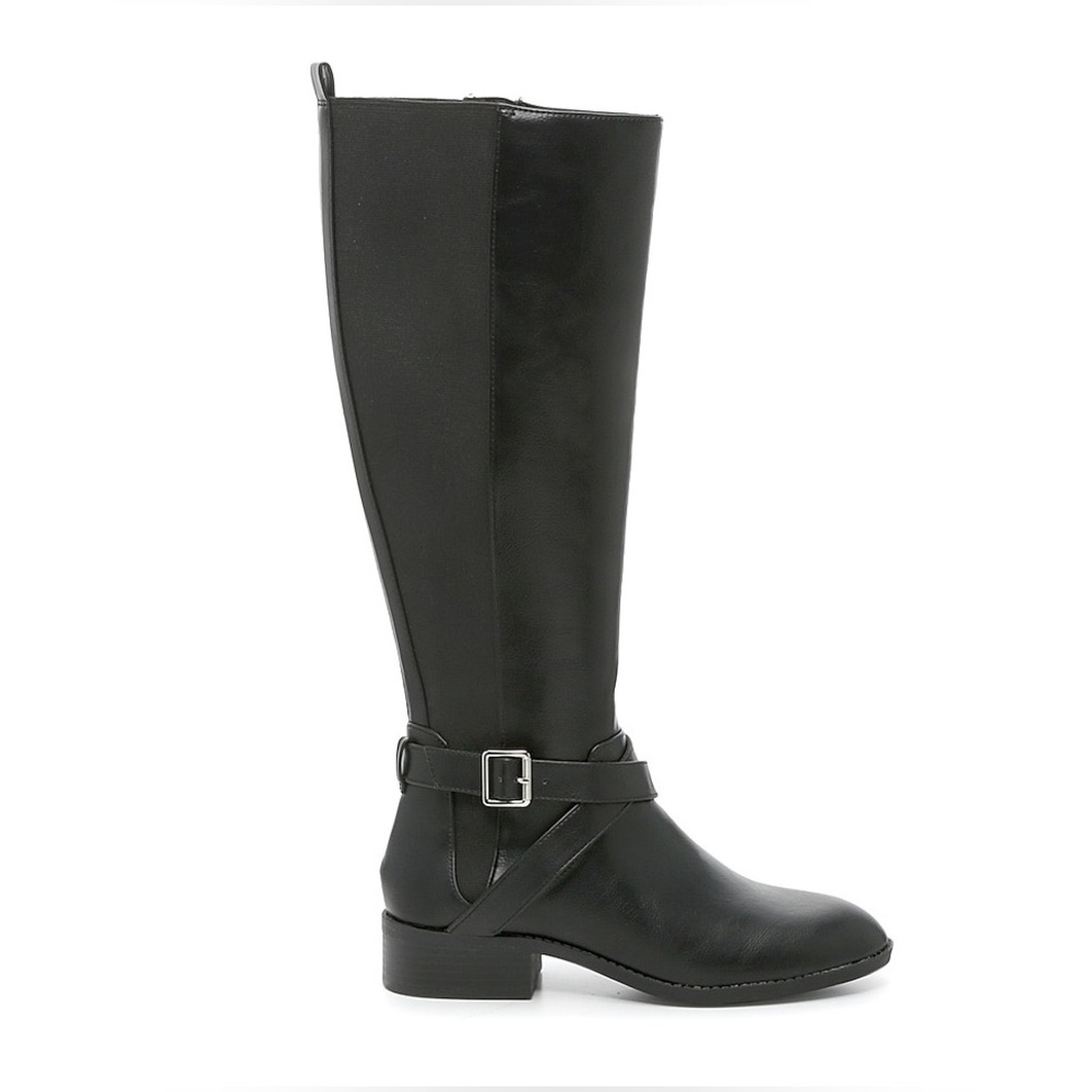 Kelly & Katie boots NIB finq